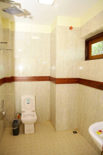 Pathein Hotel