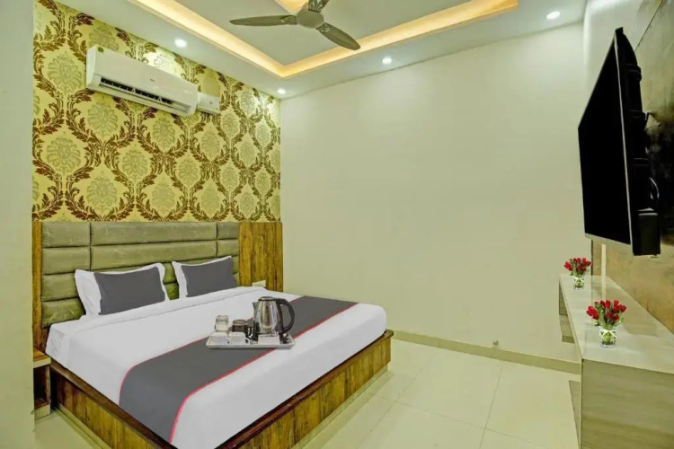 Collection O 92510 Rd Hotel