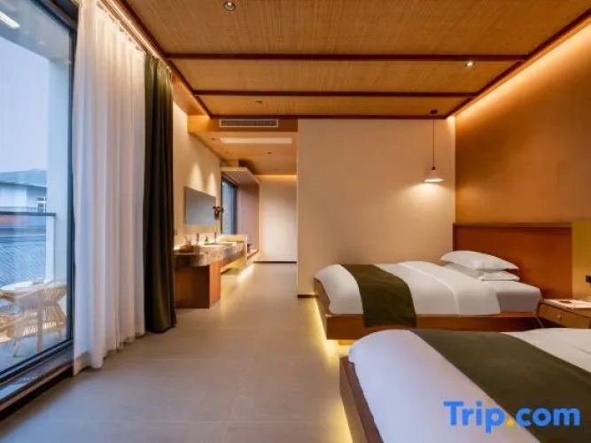 Standard Twin Family room