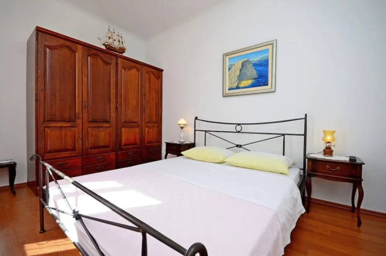 Apartments Best Location