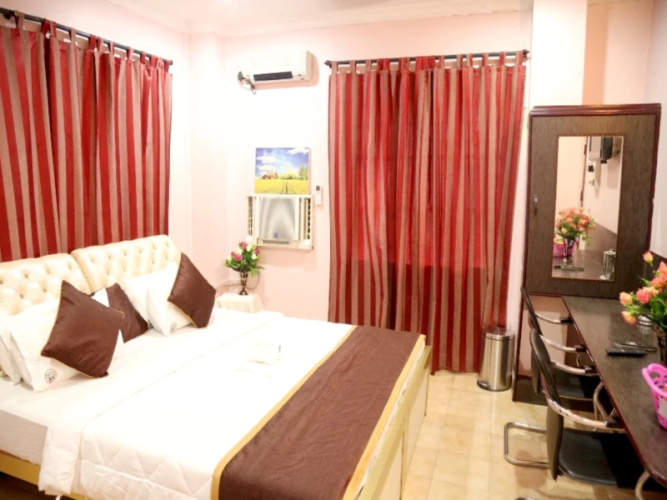 Deluxe Double room with view