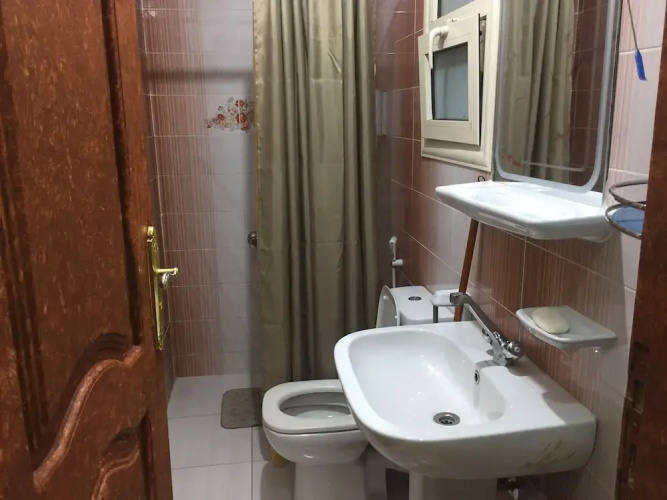 Explore Cairo From A Cozy Designed apt