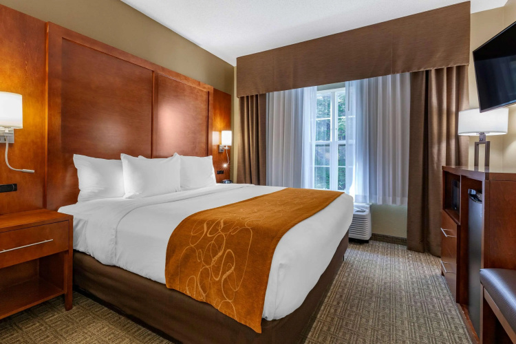 Comfort Suites Marquette