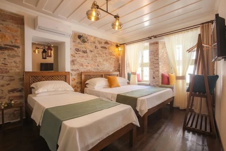 Deluxe Triple room