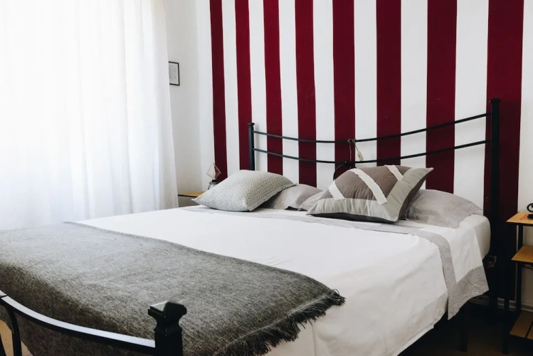 Standard Double room with partial sea view