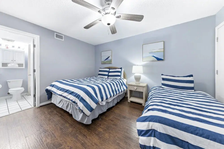 Harbor Place 206