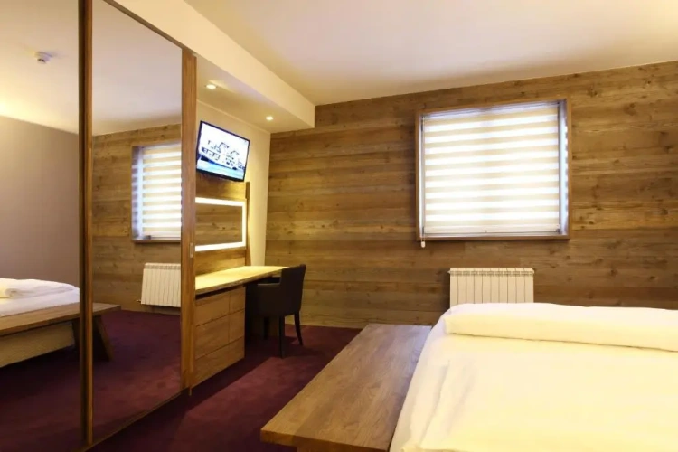 Standard Double room with view
