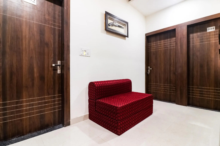 OYO 69533 Hotel Diamond Star