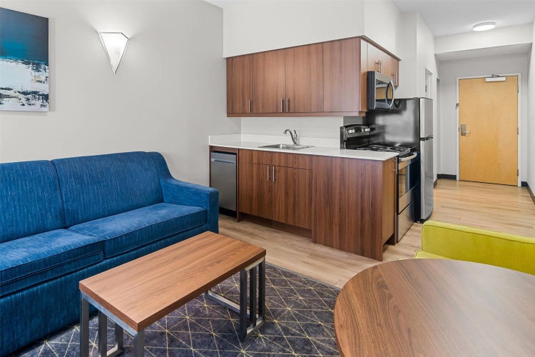 Microtel Inn & Suites By Wyndham Kelowna photo 27