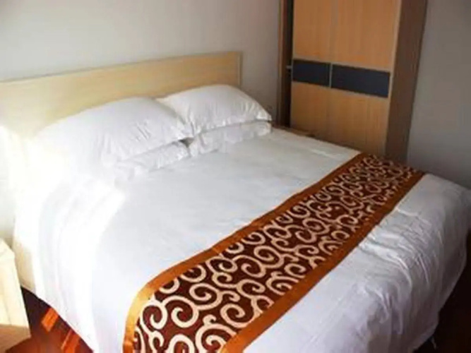 Harcourts Executive Hotel