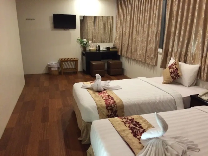 Economy room