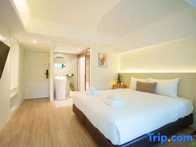 Deluxe room with city view
