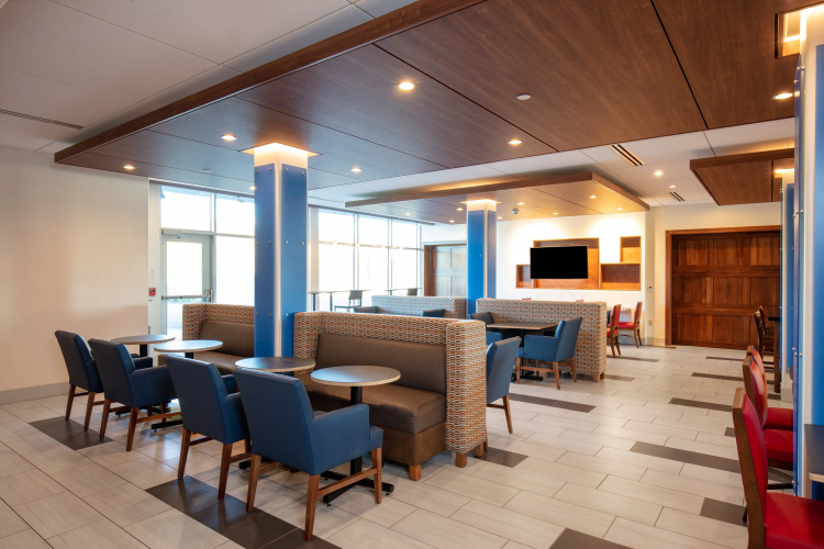 Holiday Inn Express & Suites Beloit photo 29