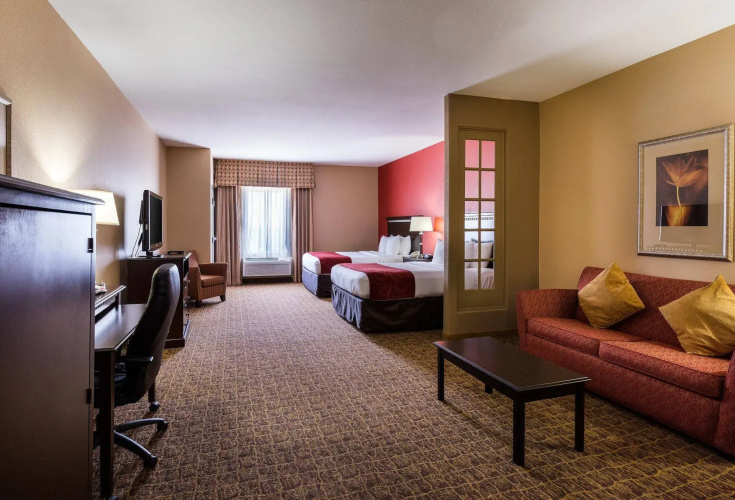 Spark by Hilton Pearland
