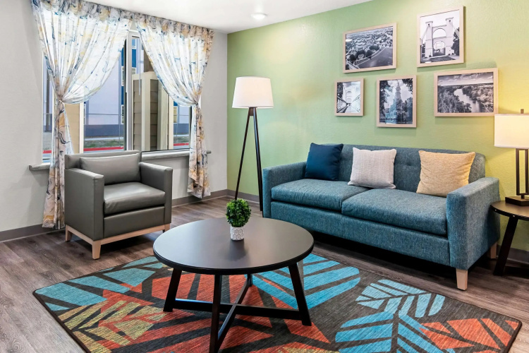 Woodspring Suites Waco South