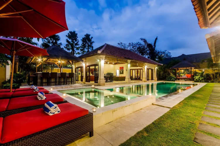 Villa Santhi