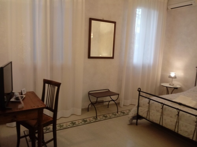 Standard Double room with garden view