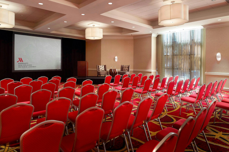 Marriott New Orleans Metairie at Lakeway photo 19