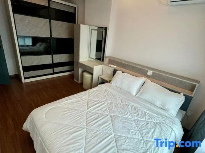 3 Bedrooms Standard room with balcony