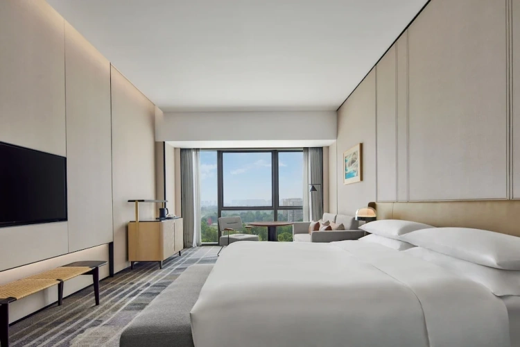 Deluxe Double room with lake view