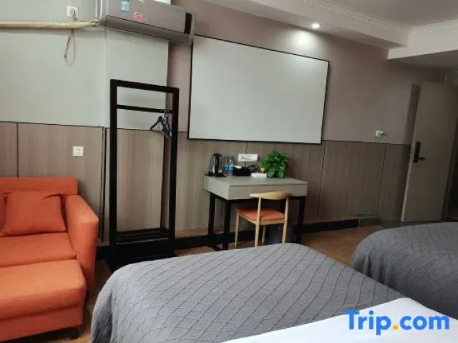 Premium Twin room