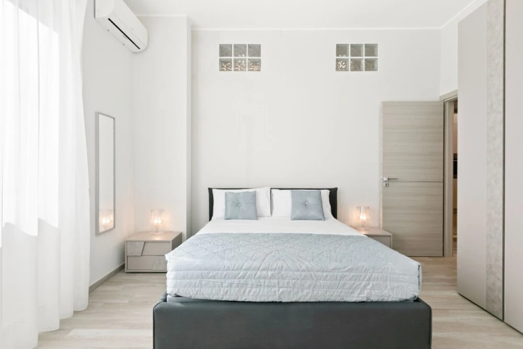 Grattacielo Ina Apartments