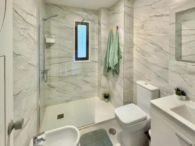 Pleasant Apartment With Shared Pool