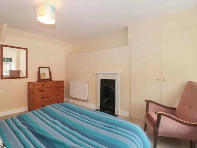 Holly Cottage