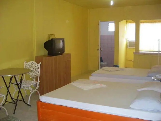 Tiza Manor Inn
