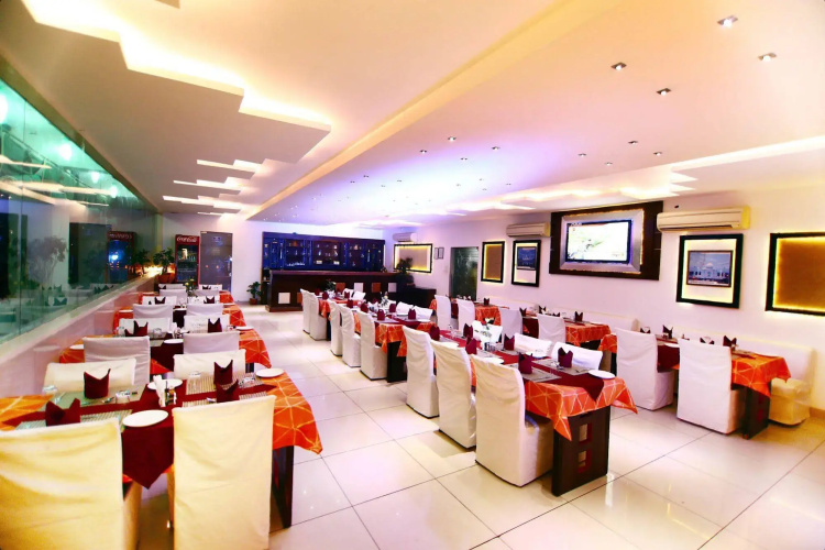Hotel Taj Inn