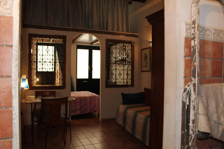 Cecilia Suites Rome
