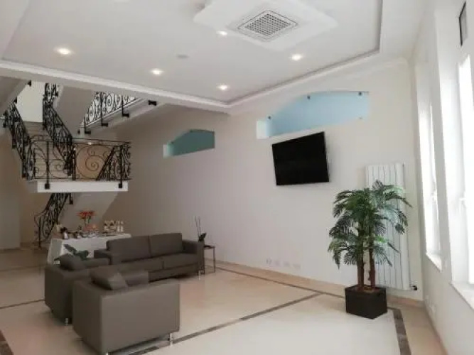 Bowen Luxury Suites