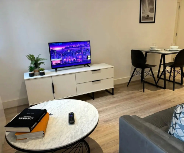 Cozy Studio in Solihull - NEC or Airport