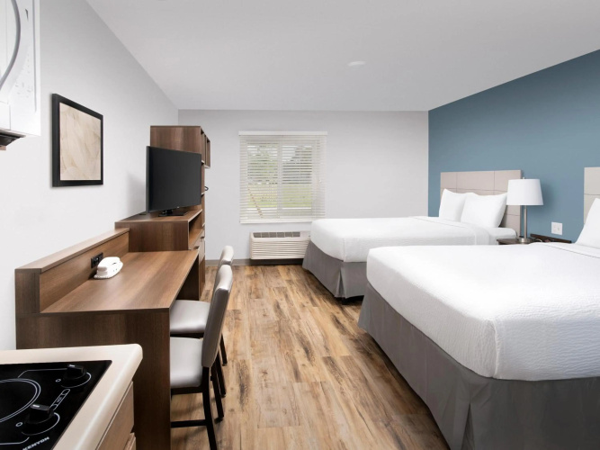 Woodspring Suites Deerfield Beach
