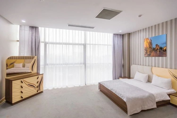 Quadruple Suite
