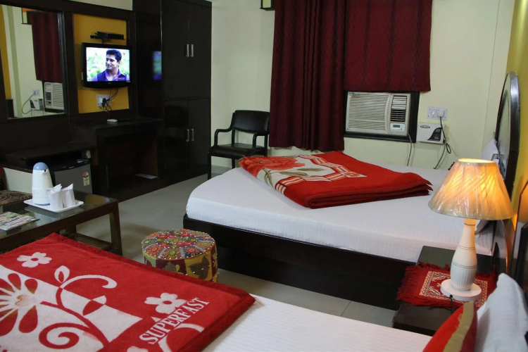 Hotel Su Shree Continental