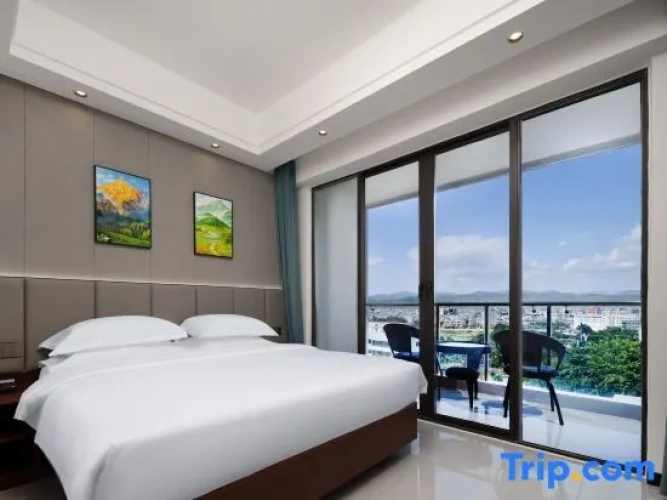 Deluxe Family Suite