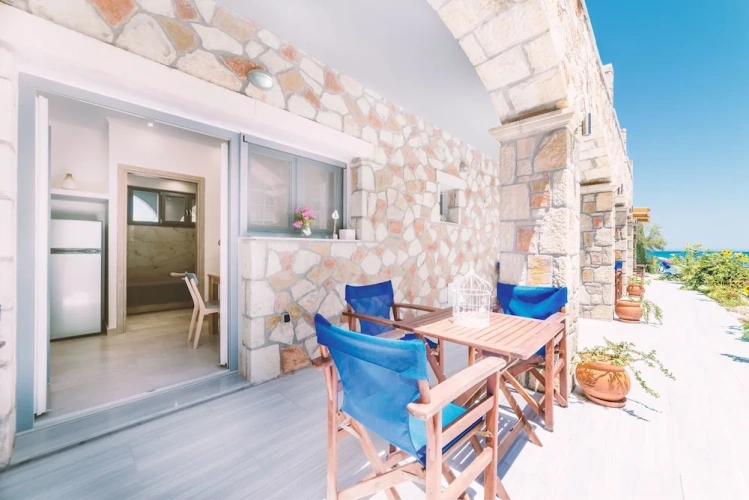 2 Bedrooms Deluxe Quadruple room with sea view