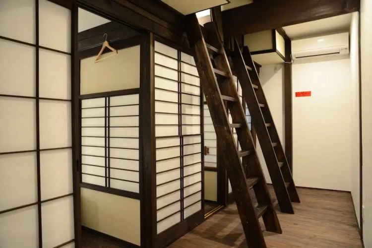 Bed in Dorm (female dorm)