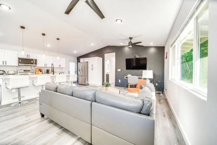 3 Bedrooms Cottage