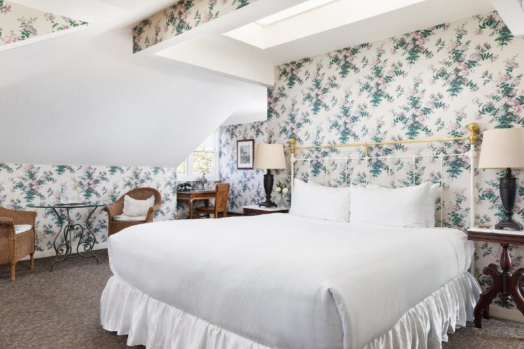 Deluxe Double Suite