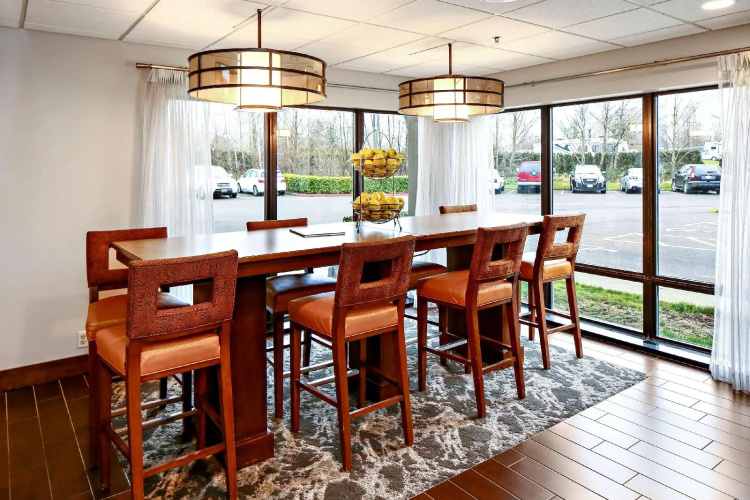 Best Western Plus Bellingham photo 40