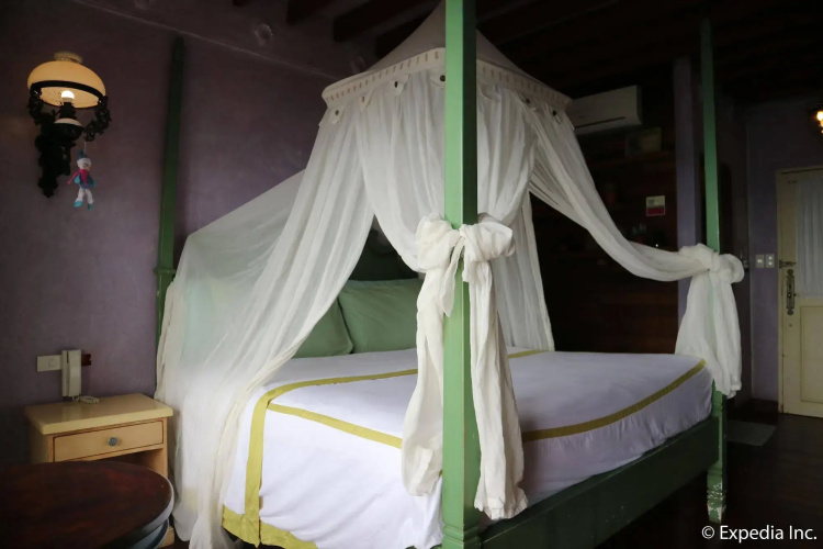 Joaquin's Bed and Breakfast