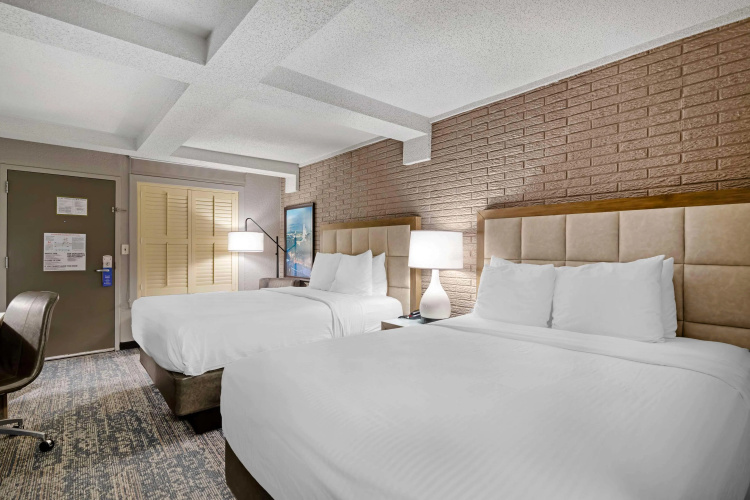Best Western Savannah Historic District photo 7