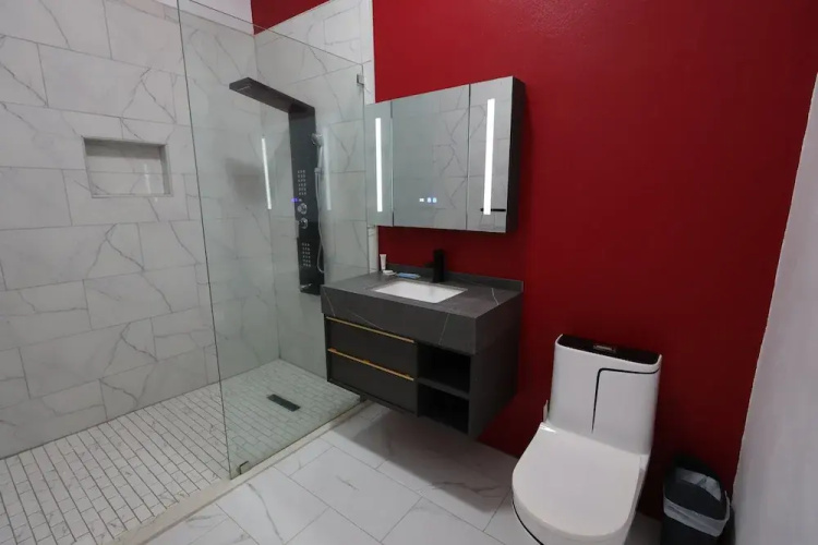 PÀRIS Honeymoon Suite
