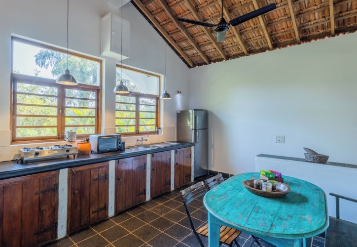 2 Bedrooms Villa with garden view