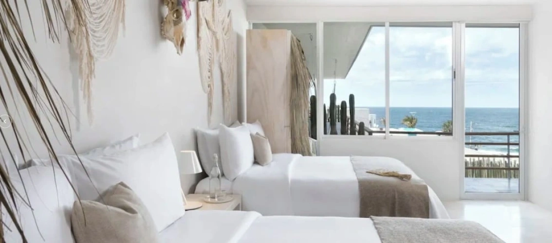 Deluxe Quadruple room with ocean view