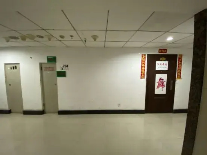 Vivian's Hostel