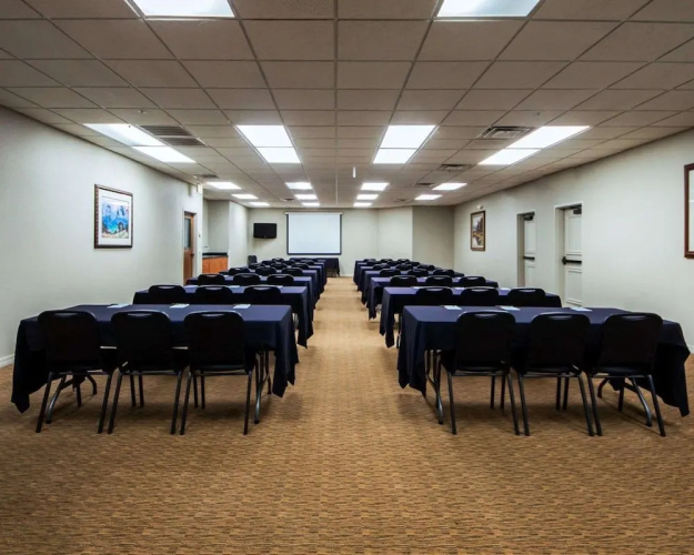 Sleep Inn & Suites
