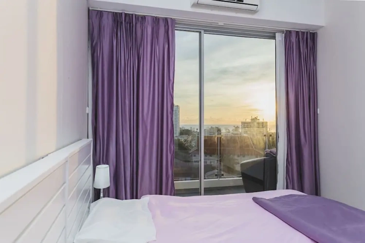 2 Bedrooms Studio